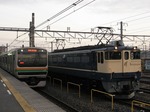 E231系U519編成とEF65 1103