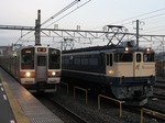211系A33編成とEF65 1103